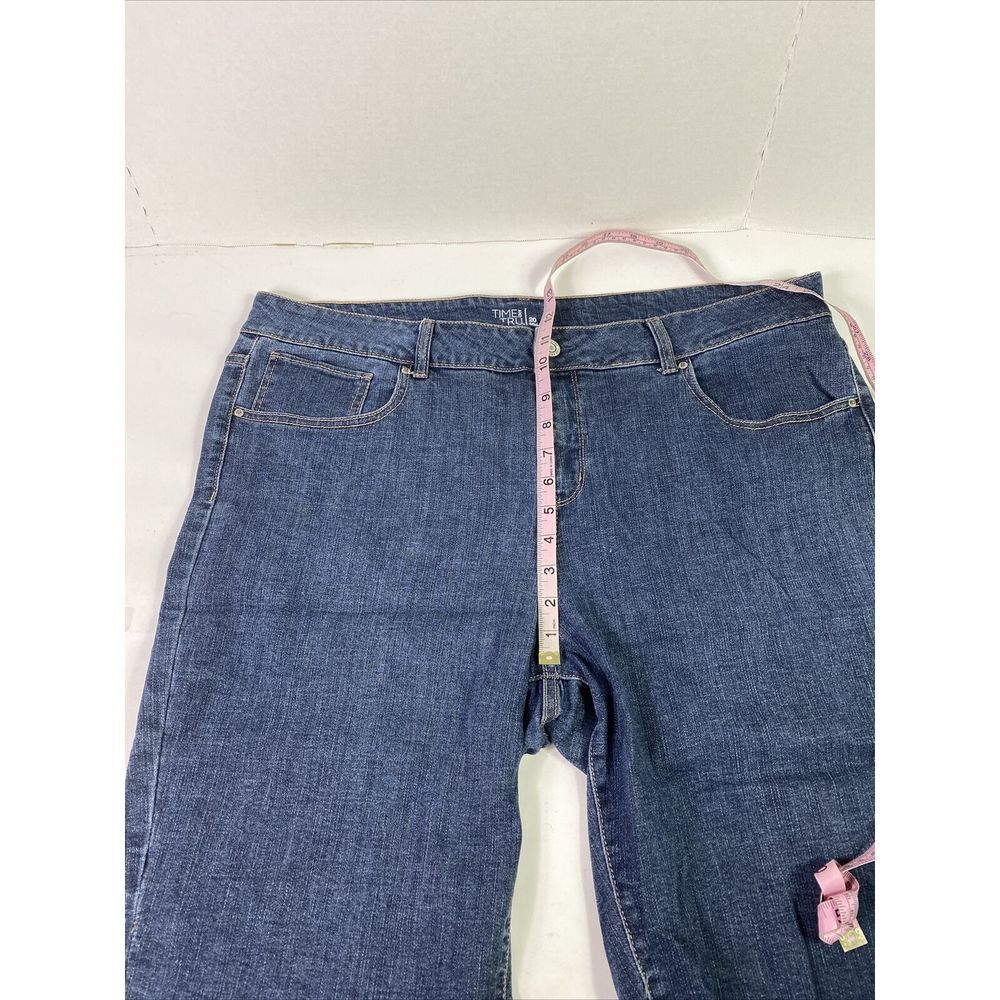 Time And Tru Shorts Bermuda Womens Size 20‎ Blue Denim Stretch Raw Hem mid rise - Picture 6 of 11